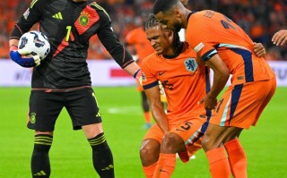 荷兰国家队备战乌克兰关键一战