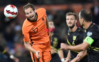 德信app-荷兰1-0小胜土耳其，范戴克倾尽全力