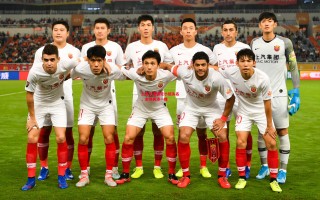 德信官网下载-上海上港锁定小组头名，主场再添一胜