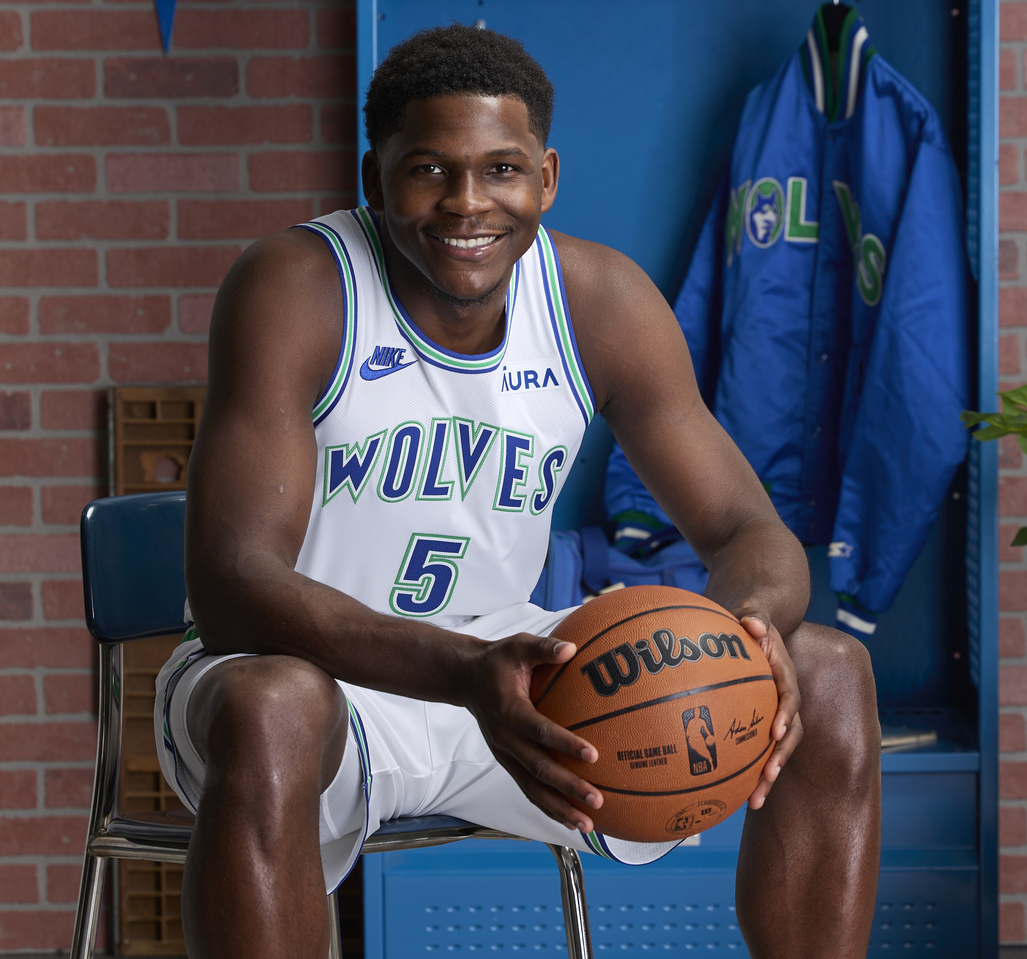 篮球明星风采,赛季之争引人瞩目!-第1张图片-德信体育 篮球明星风采,赛季之争引人瞩目!-第1张图片-德信体育