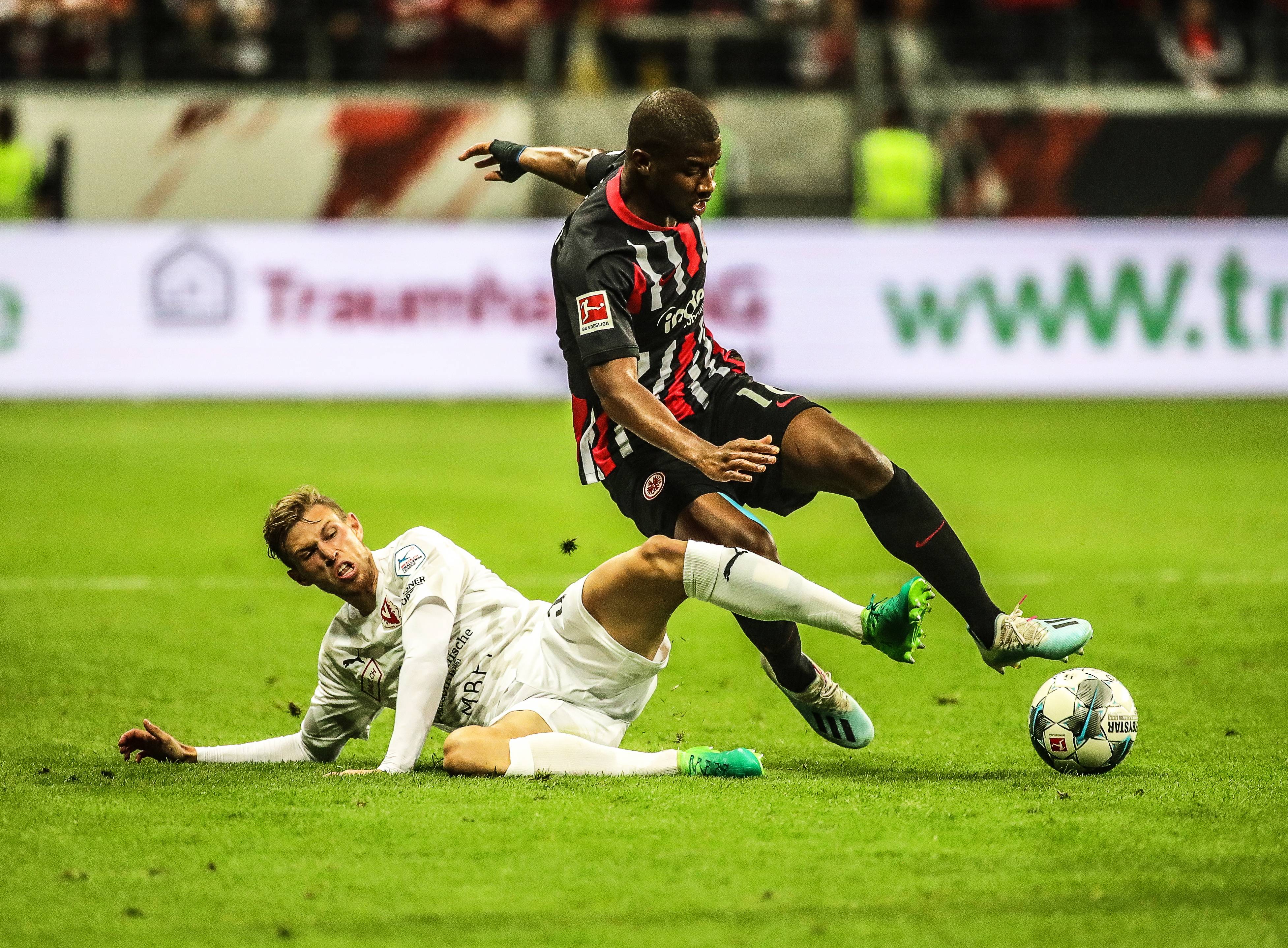 法国不敌斯洛伐克,遭遇一场阴霾比赛-第1张图片-德信体育 法国不敌斯洛伐克,遭遇一场阴霾比赛-第1张图片-德信体育