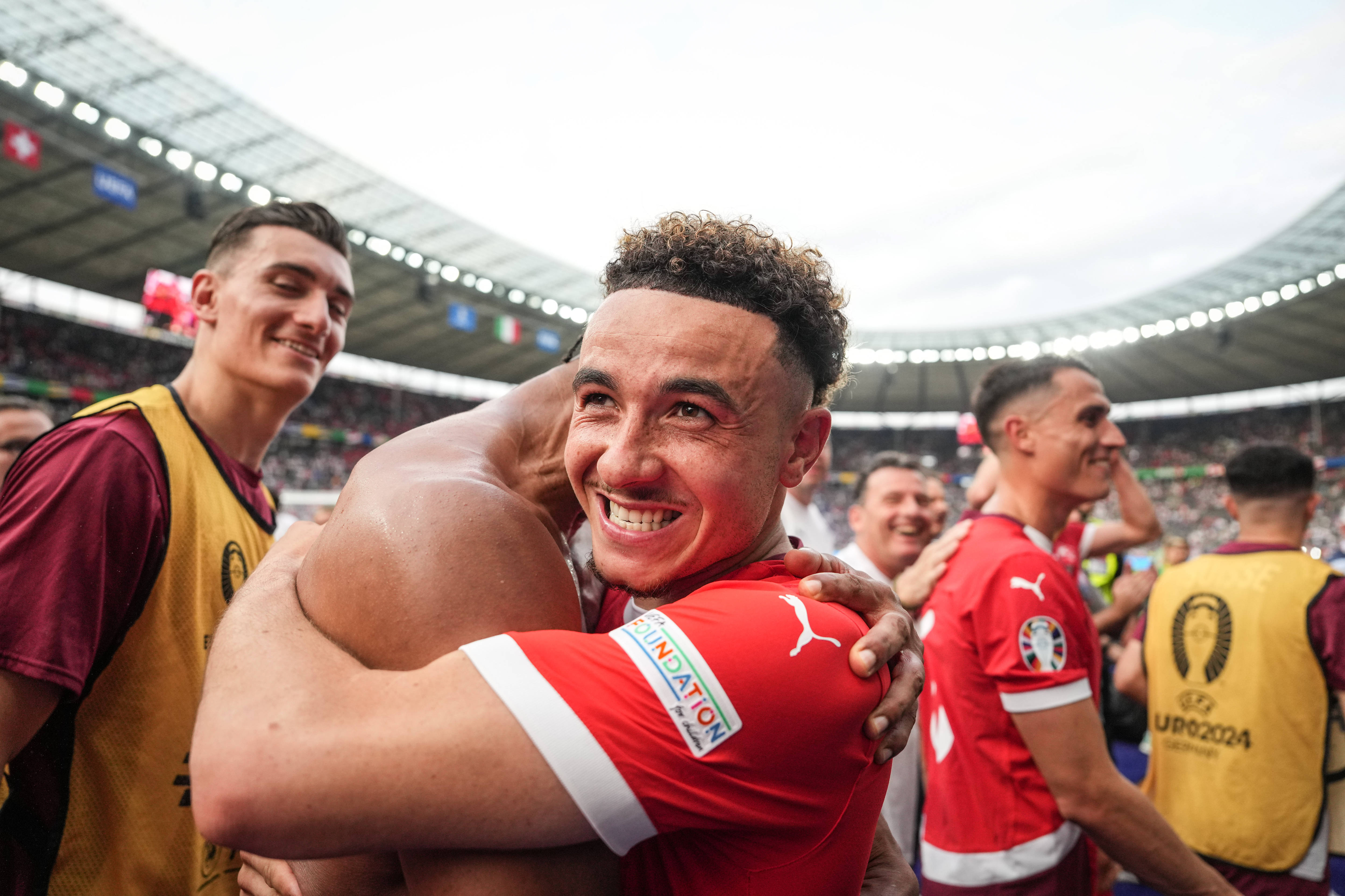 瑞士队攻势如火,冲击欧国联半决赛-第1张图片-德信体育 瑞士队攻势如火,冲击欧国联半决赛-第1张图片-德信体育