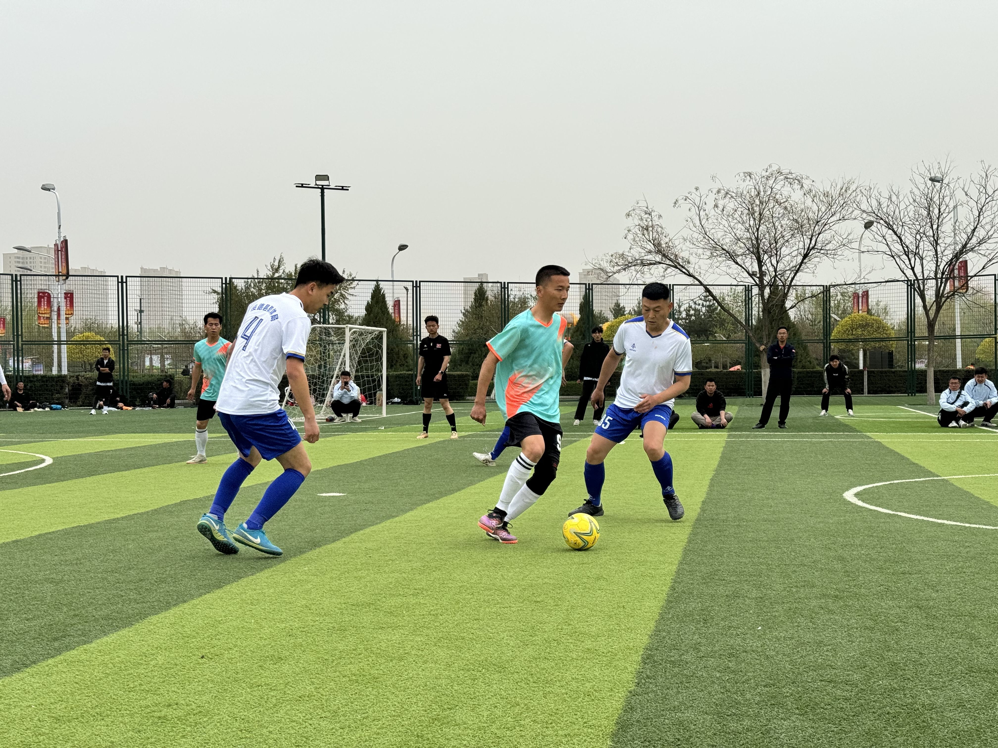 球队备战全球足球锦标,主教练信心十足-第1张图片-德信体育 球队备战全球足球锦标,主教练信心十足-第1张图片-德信体育