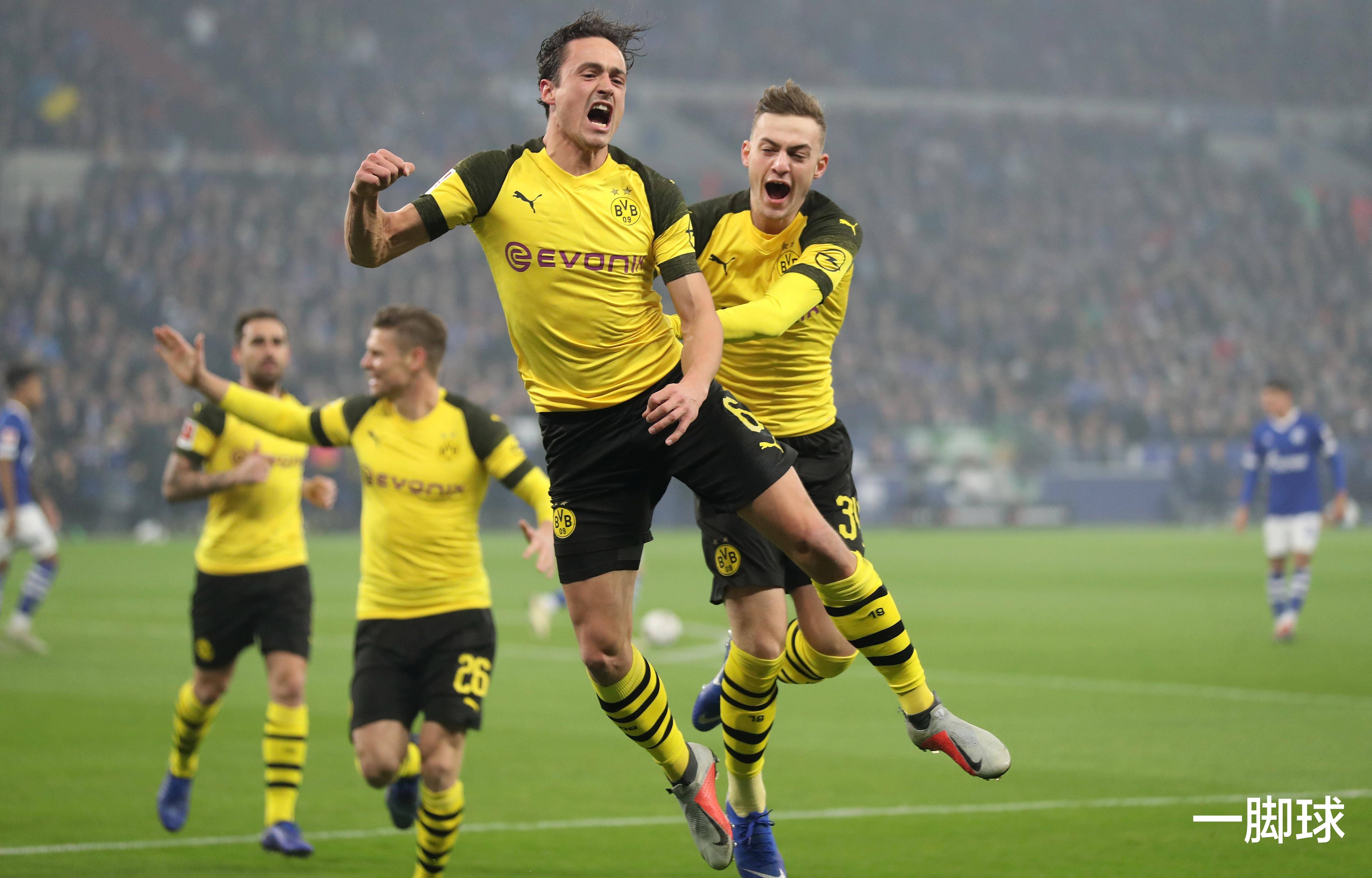 里尔在主场力克对手,继续保持领先优势-第2张图片-德信体育 里尔在主场力克对手,继续保持领先优势-第2张图片-德信体育